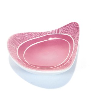 Porcelanowa patera liść, proj. D. Duszniak,  Ćmielów 