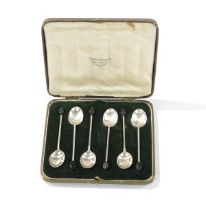 Srebrne łyżeczki do kawy z bakelitem Mappin & Webb